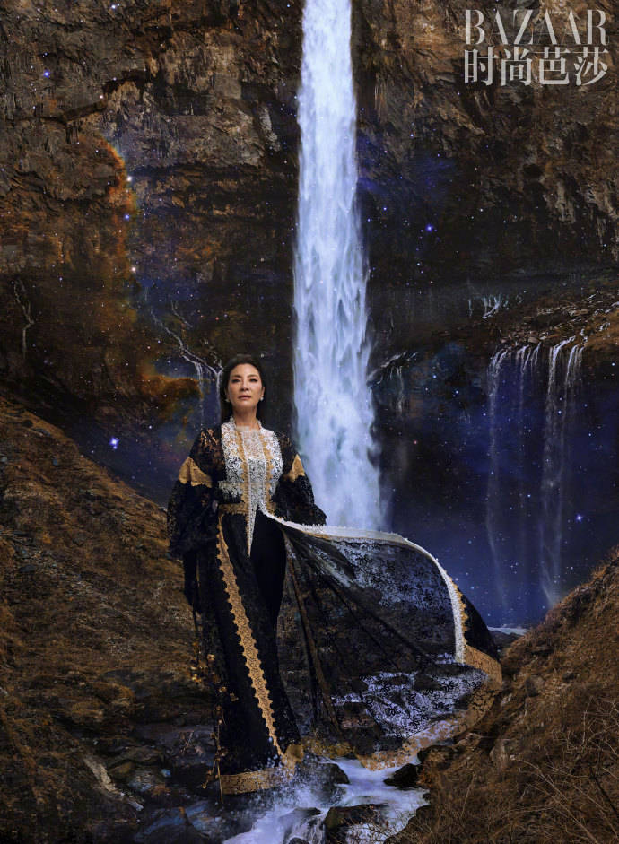 杨紫琼登封惊艳全网　 自认未离开香港影坛