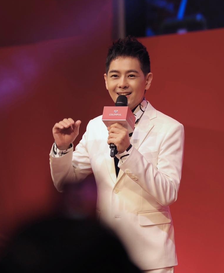 林志颖术后首复工   紧张曝“忐忑不安” 