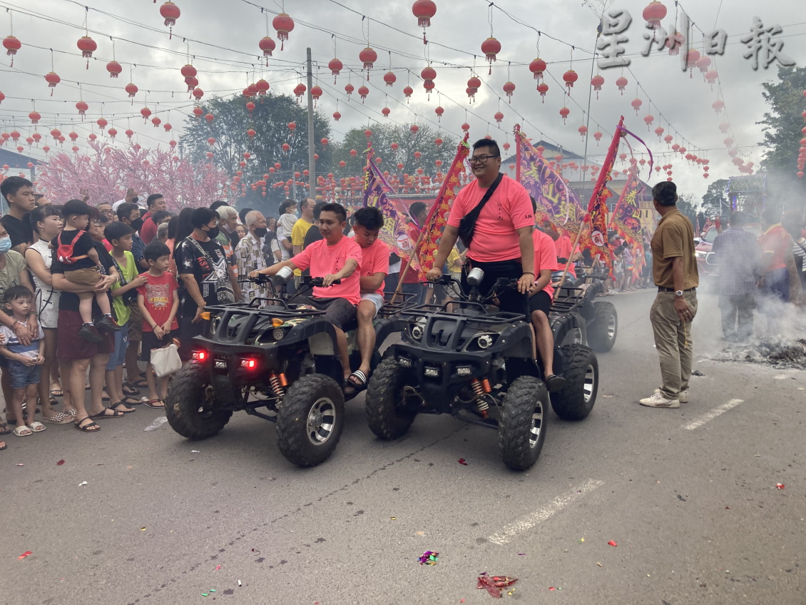 柔 ：时隔两年重现热闹盛况  云峰宫众神出游闹哄哄