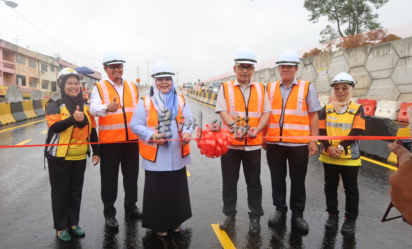 【特稿】关闭铁桥 启用天桥 拉美士告别堵车噩梦