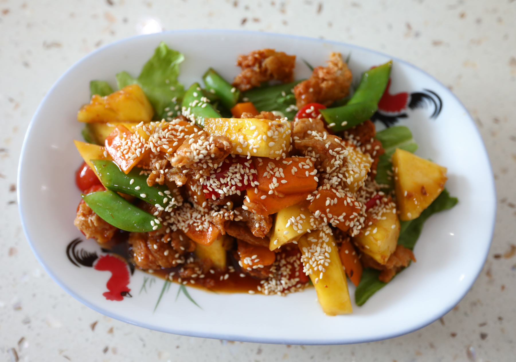柔:【食客指路之私房好菜】(2月14日刊登)郑燕玲私房菜有爱的温度,暖胃也暖心