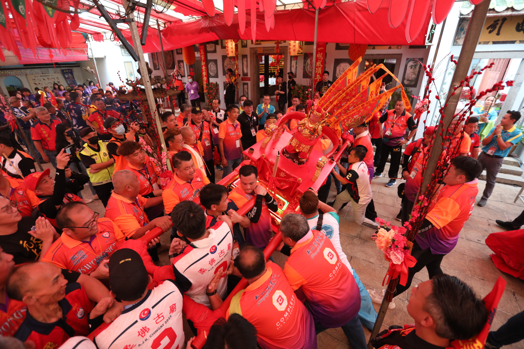 团结发力 5神回銮 柔古庙游神 落幕