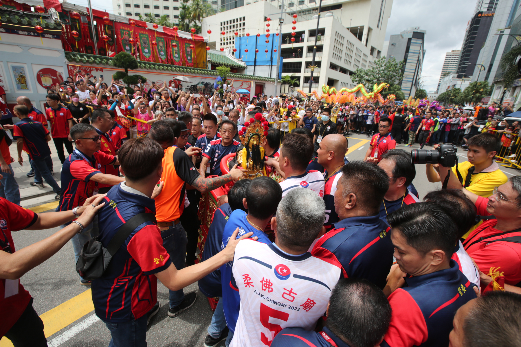 团结发力 5神回銮  柔古庙游神 落幕