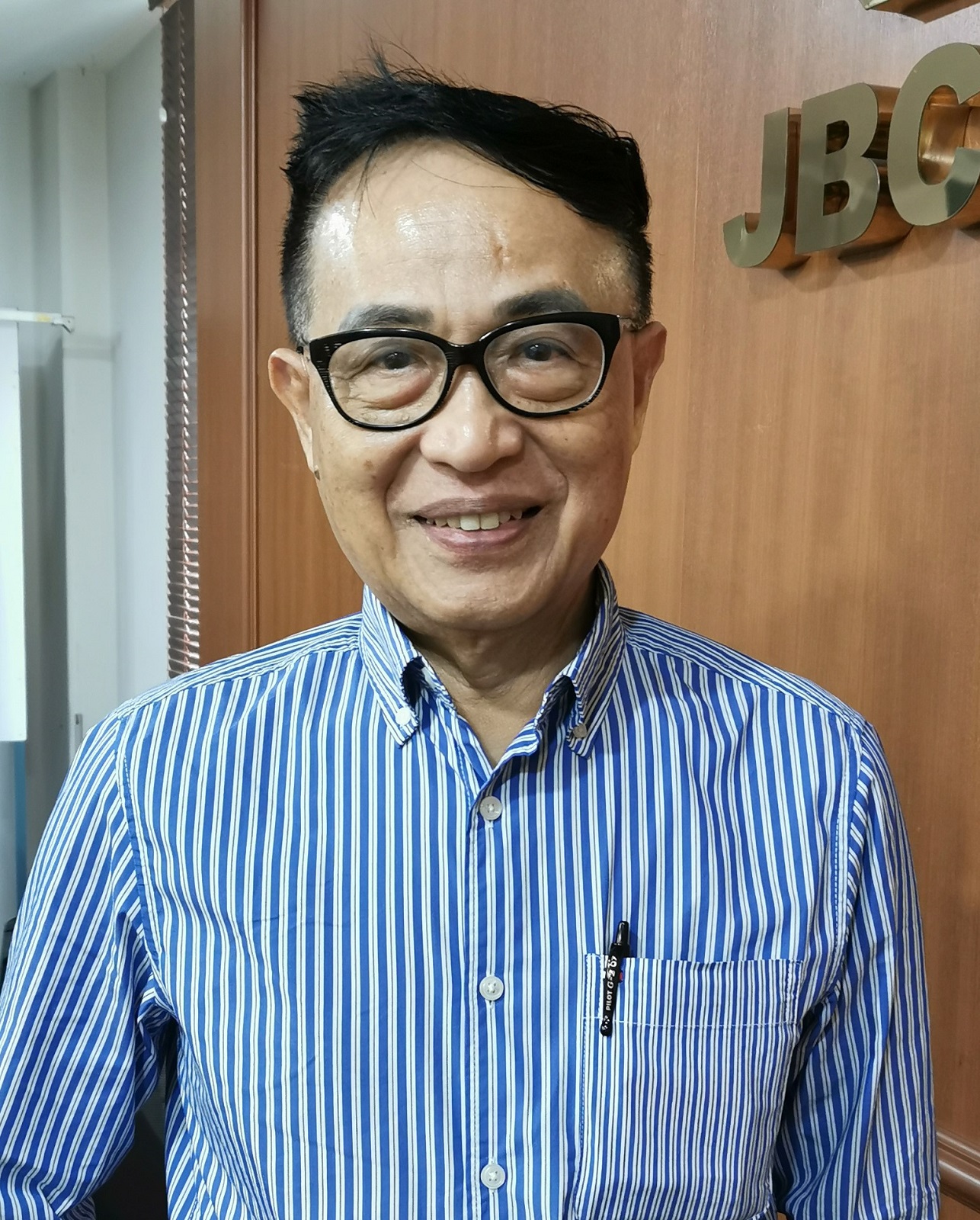柔：封面文二：刘国胜：昌明大马预算案总体优于前几次预算案，唯一缺憾，只字不提2个马新关卡