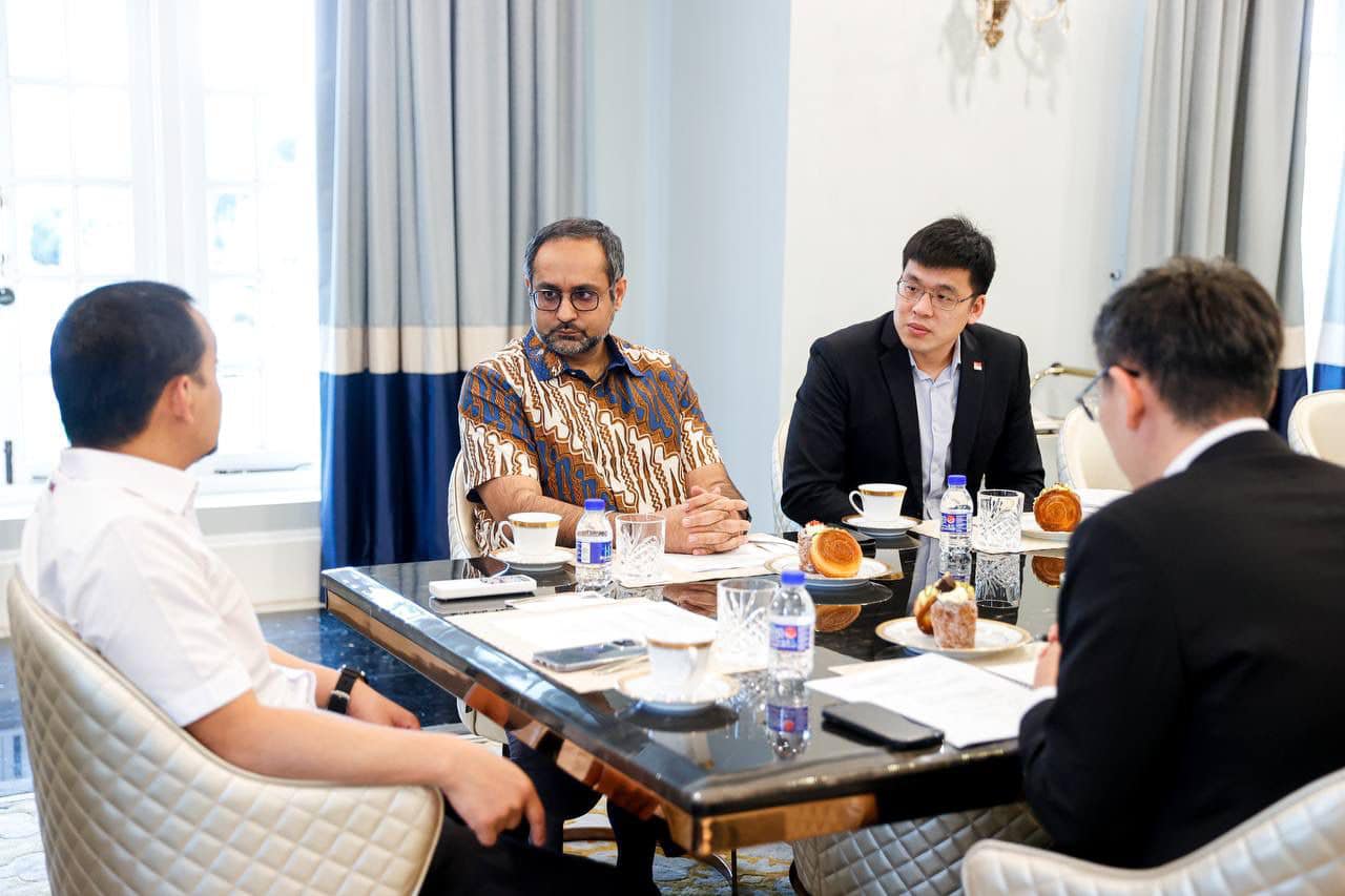 柔:新闻:后日起官访狮城3天 大臣盼强化新柔关系