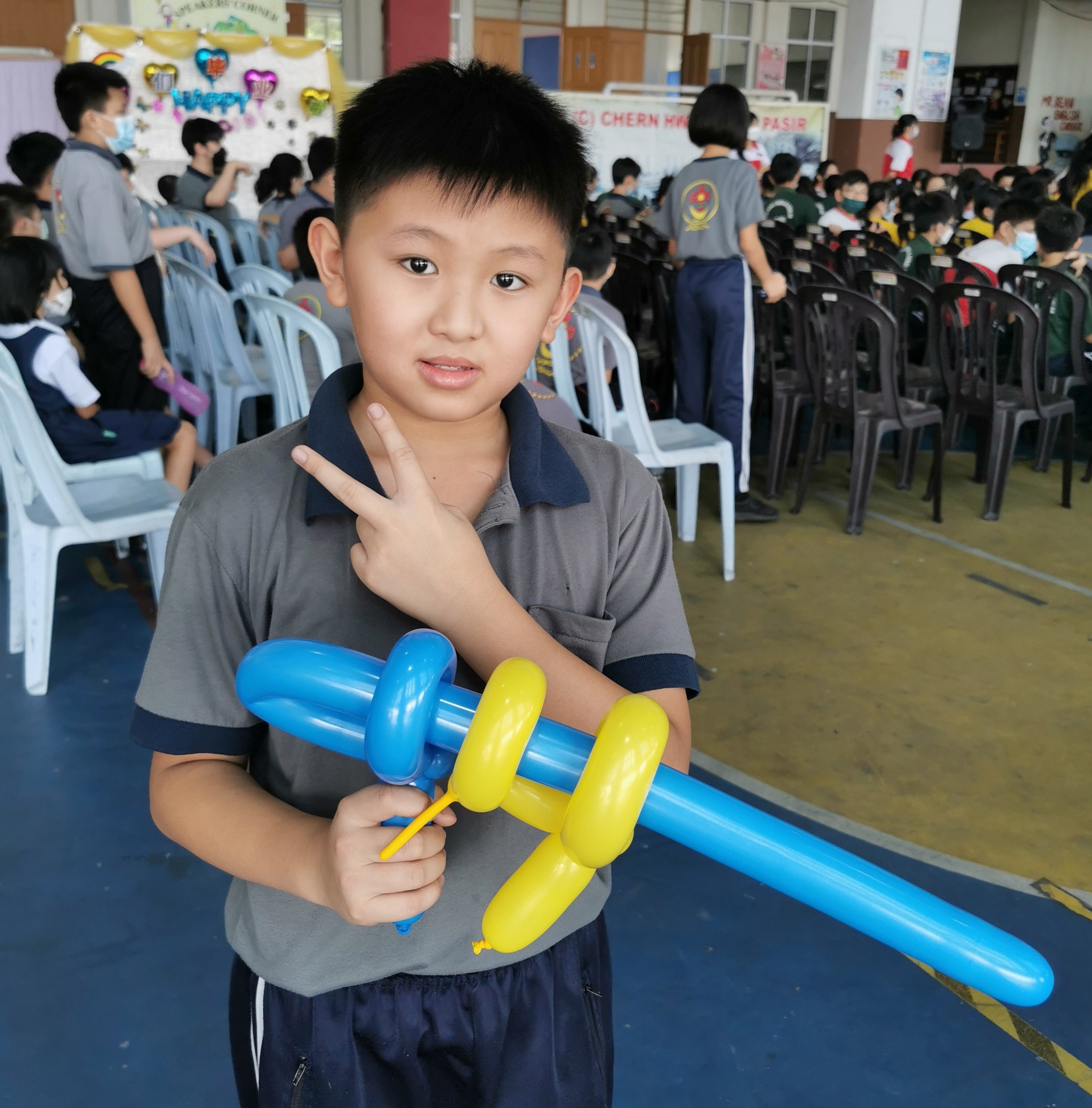 柔:版头之一:本报活动:峇振华学校健康校园运动,570学生学习均衡饮食生活方式