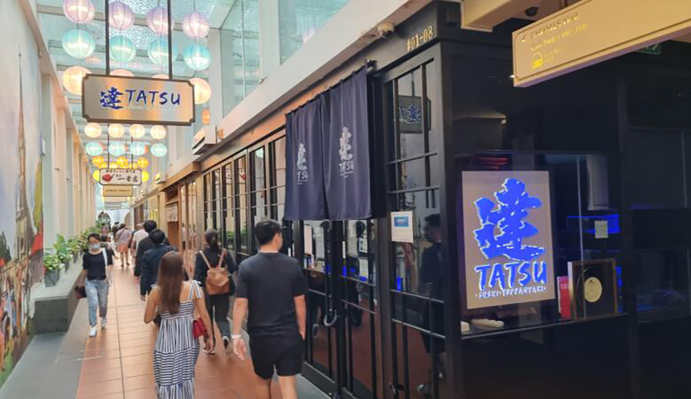 柔:狮城二三事:赞美广场煤气管裂 约10餐厅关一天