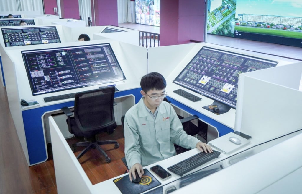 猪住大楼洗热水澡 “用生产iPhone方式养猪”