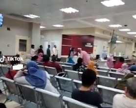 病人不满等半天开骂 医护人员叹人手不足也无奈