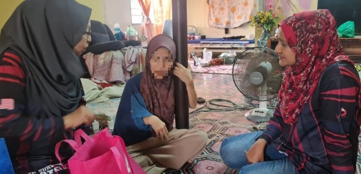 癌妇误信巫师 越治越糟糕 不放心孩子强忍乳房破溃之苦