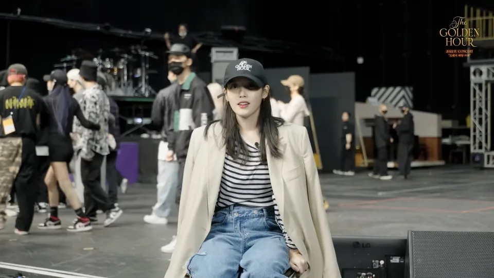  私下戴IU演唱会帽低调放闪 李锺硕幸福肥遭出征“吃软饭”	