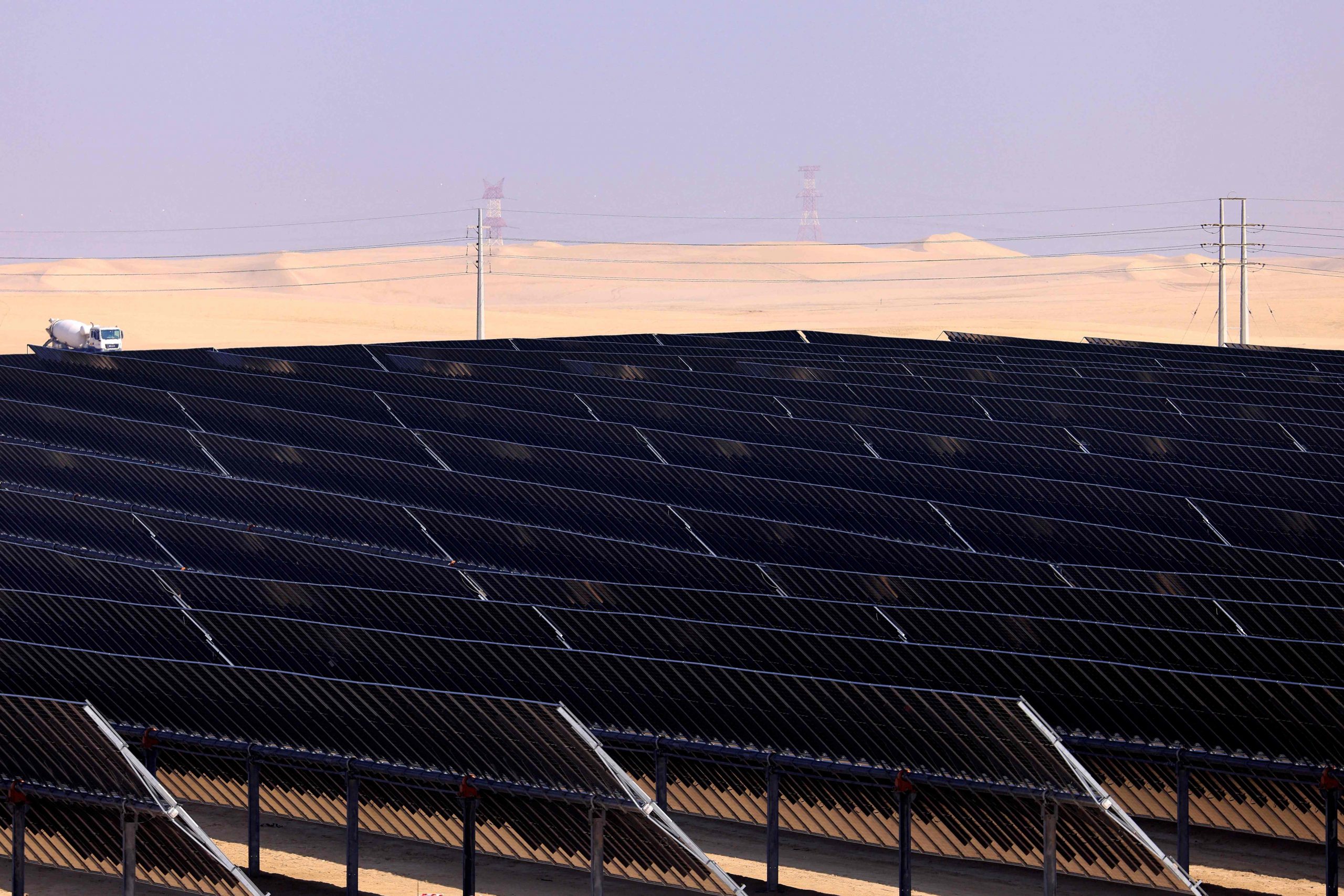 能源危机下 绿色能源投资超过4.26兆 与化石燃料旗鼓相当