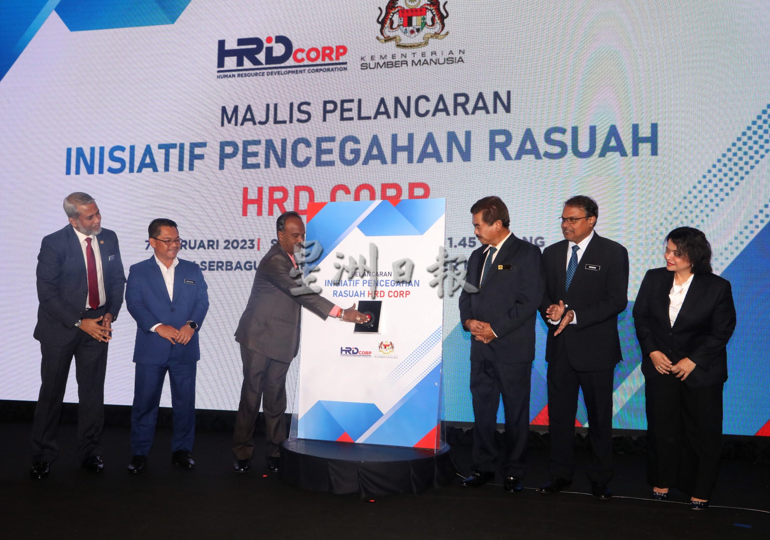 西华古玛:诚信是公务员必备品质