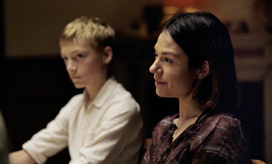 费比安／《Close》能成为密友大概总带着爱