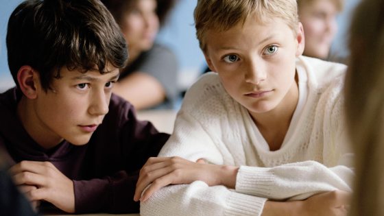 费比安／《Close》能成为密友大概总带着爱