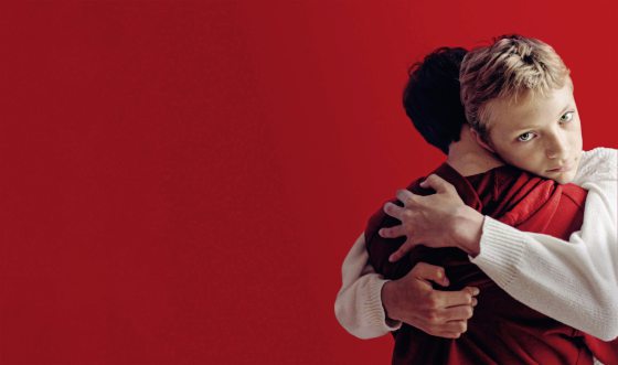 费比安／《Close》能成为密友大概总带着爱