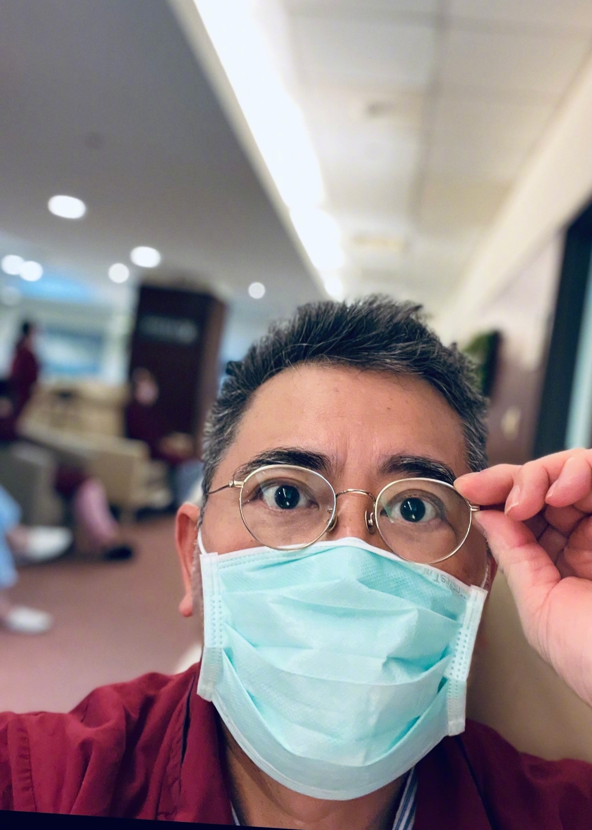 赵文瑄戴口罩化名做大肠镜 被麻醉师1句话笑喷