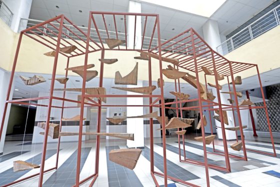 身体、材料与空间 带你走近视觉艺术──《劳动与重量巡展》	