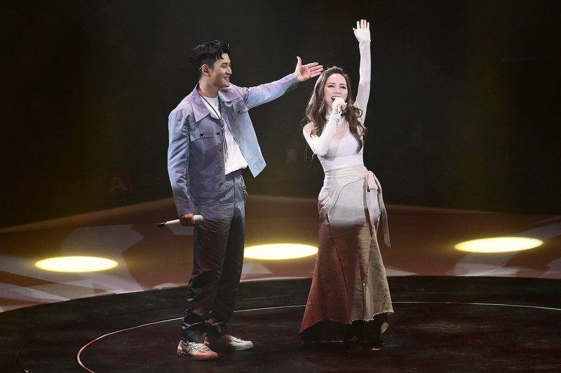 选唱陈奕迅《淘汰》 周兴哲被邓紫棋亏爆