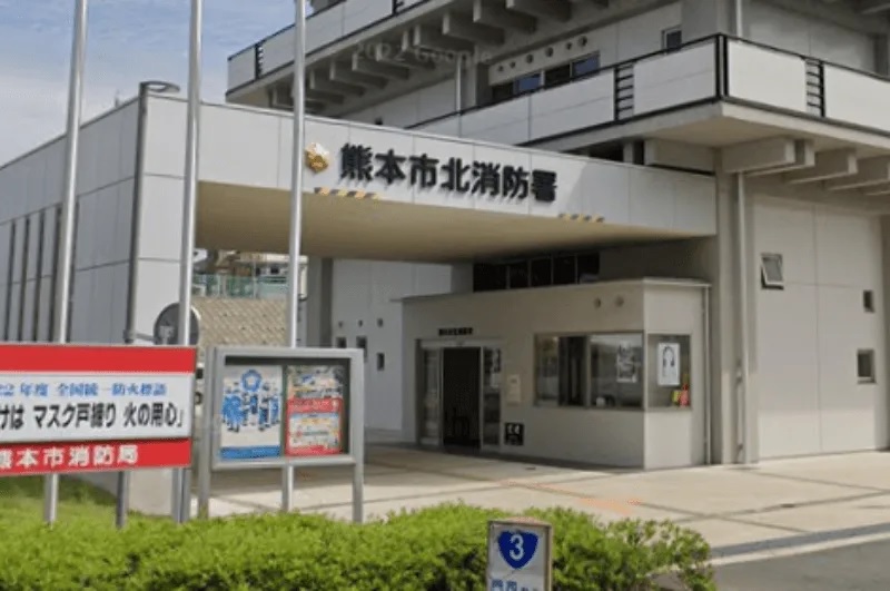 酒驾被吊销驾照不敢说 消防员无照开救护车