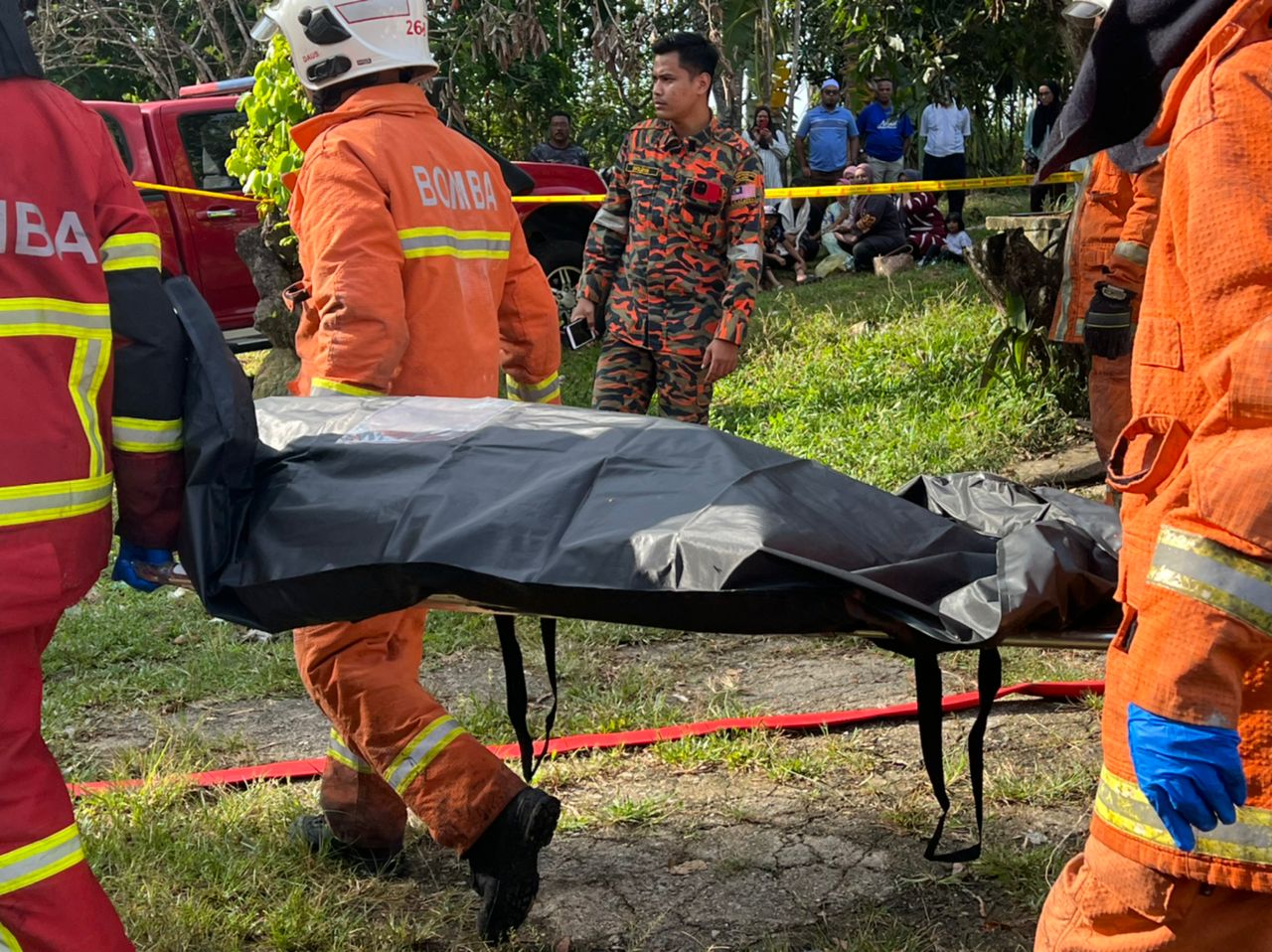 重签／女童熟睡逃生不及烧死