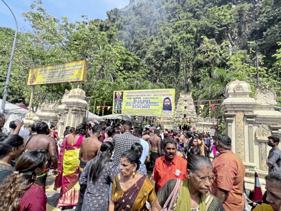 陈亚才／阿耶帕庙的朝圣苦行