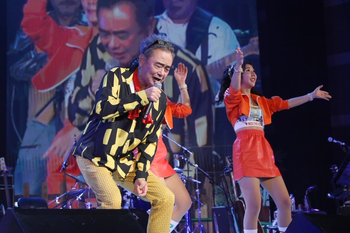 陈昇兴奋415云顶开唱 羞称像来马看前女友