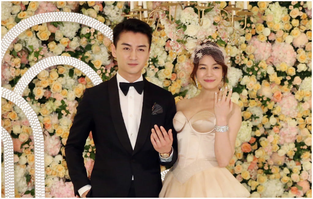  陈晓外出吃饭先帮老婆尝每道菜 陈妍希曝贴心原因