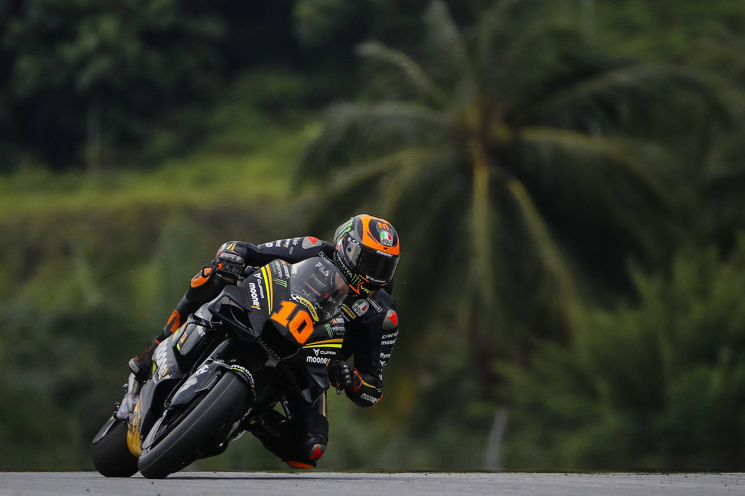 雪邦站MotoGP季前测试落幕 杜卡迪车手后劲十足