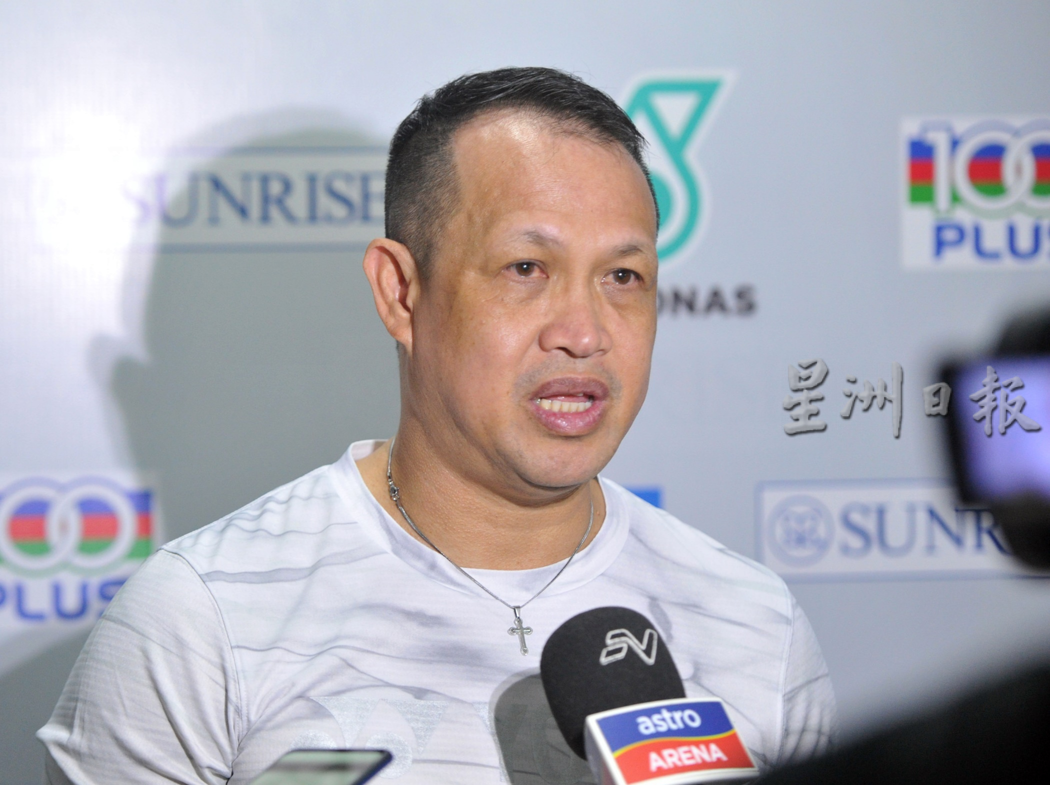 雷西：尽早发掘双打新星  国羽国青联合训练