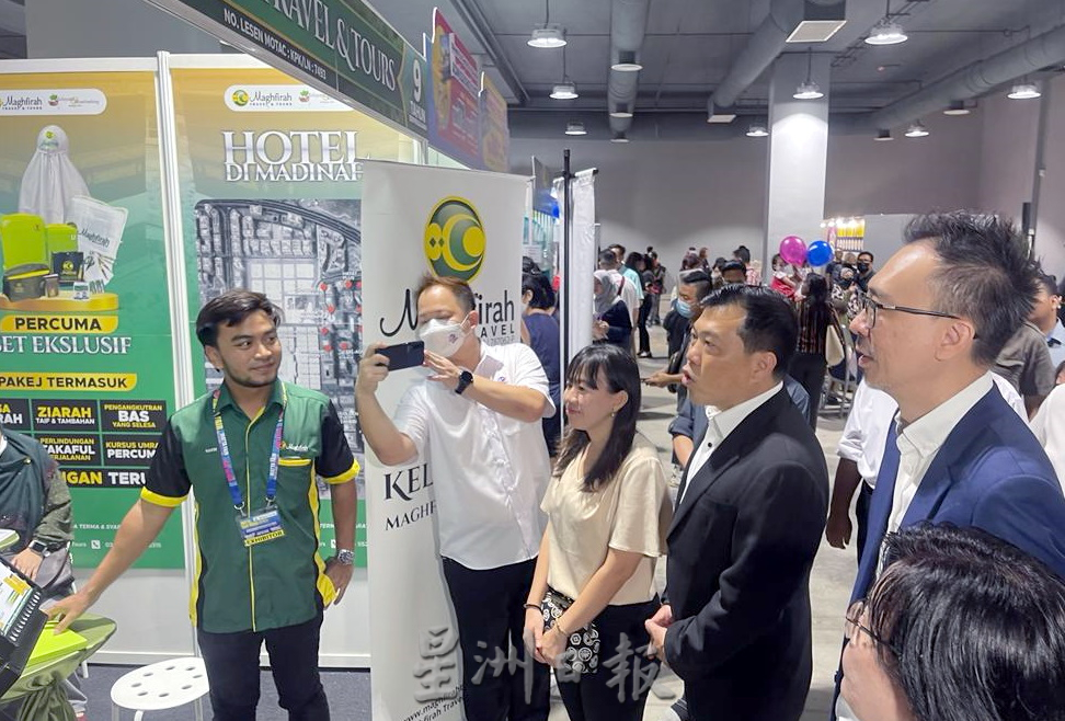 霹显著:必下/罗思义:欢迎财案拨款推旅游业 霹更需提升设施如机场