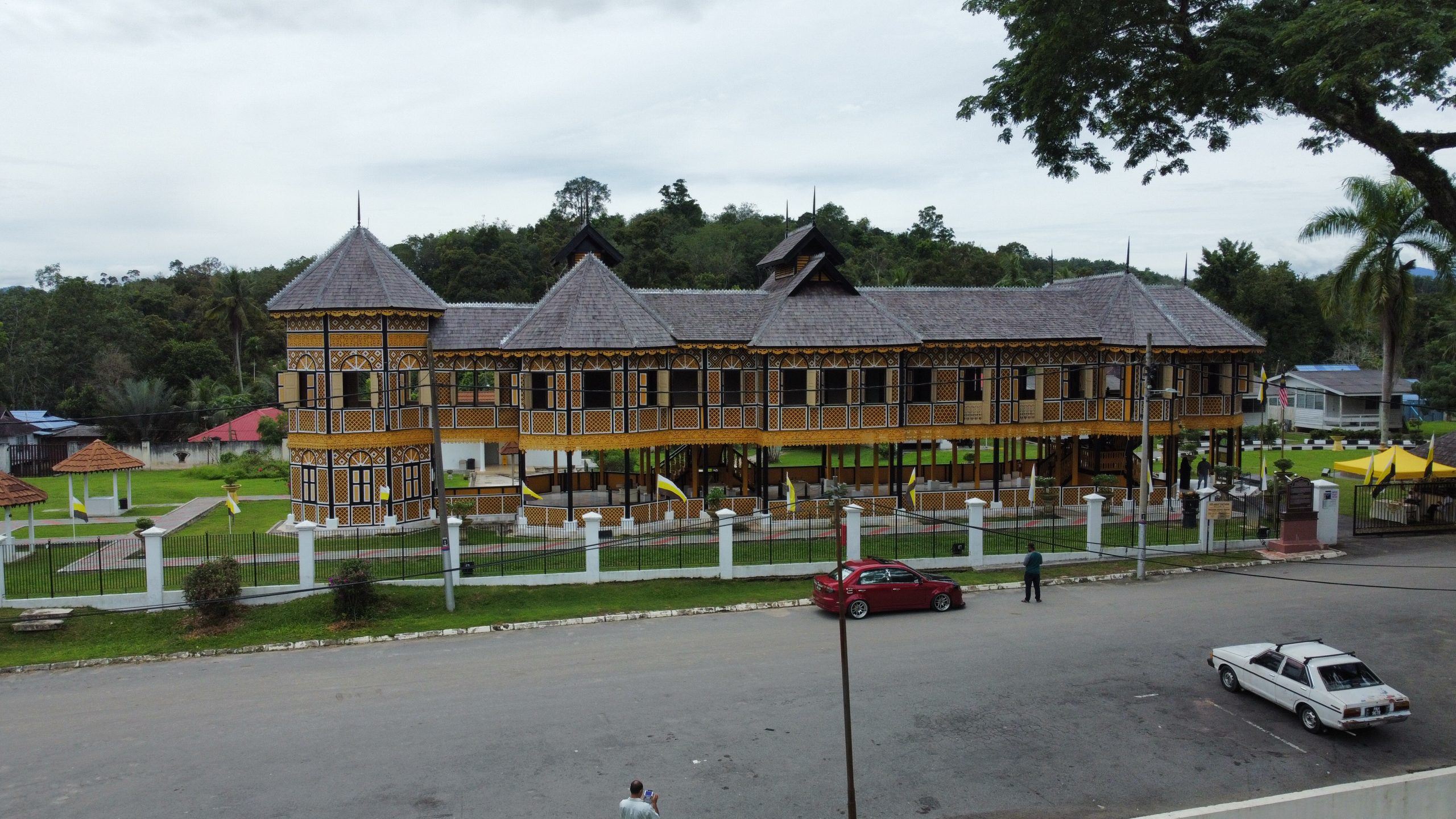 霹:备用版头/江沙游船河活动太单调缺乏噱头卖点