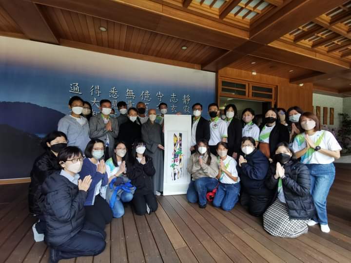 马佛青参访台湾静思精舍及佛教慈济大学
