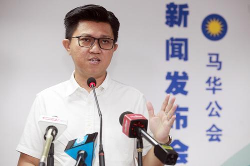 马华党庆主题“自强不息”  张盛闻：提振士气 “斗争要持续！”