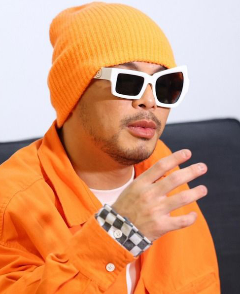 黄明志愚人节首攻蛋尺度无极限 泪喊:光宗耀祖