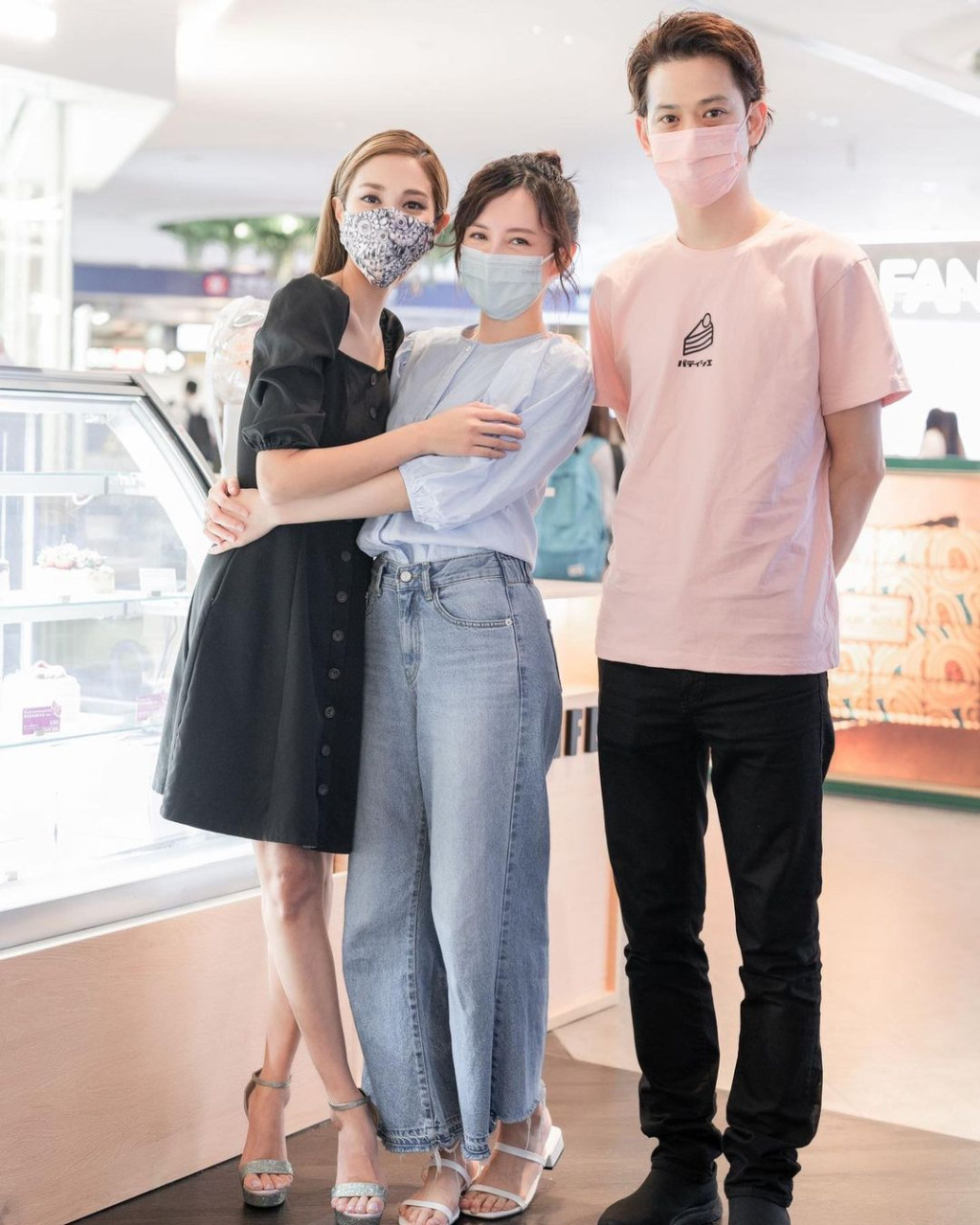 龚嘉欣新欢被起底 蒋家旻澄清非旧爱