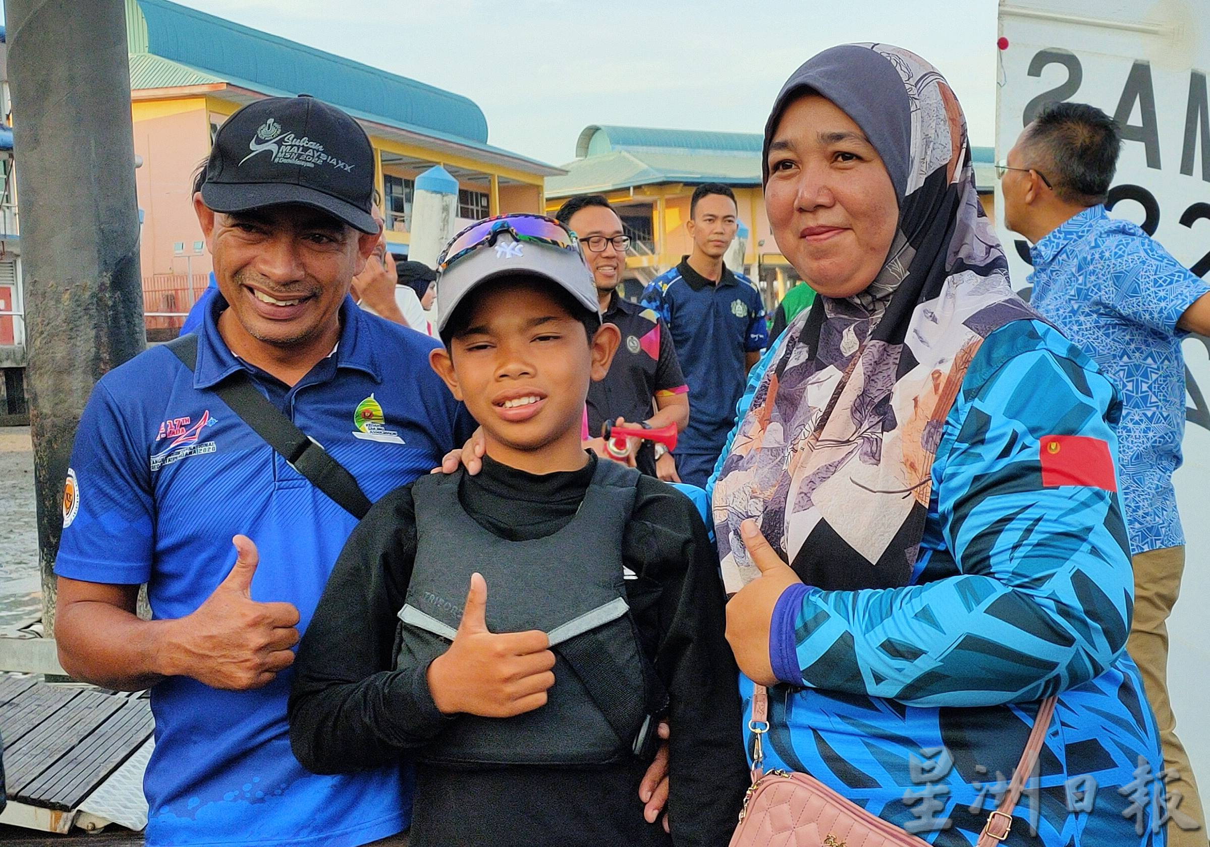 12岁风帆幼苗单独从玻港口扬帆逾7小时至交怡,Mat X列大马纪录大全最年幼单独风帆纪录