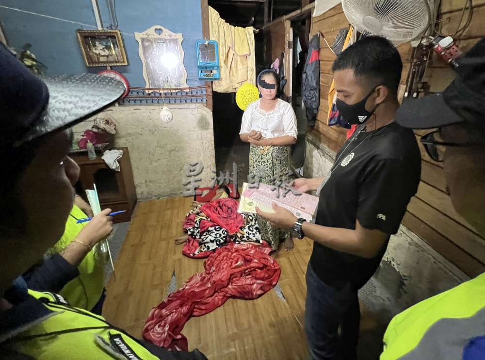 (古城封面主文)大批执法队伍午夜突击罗兴亚村 1男被扣