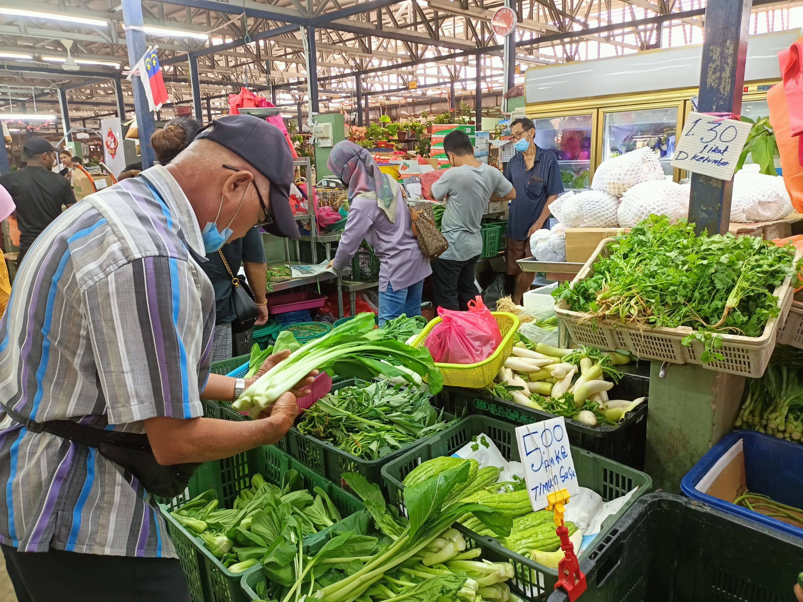 (古城封面主文)新年后蔬菜价格稳定