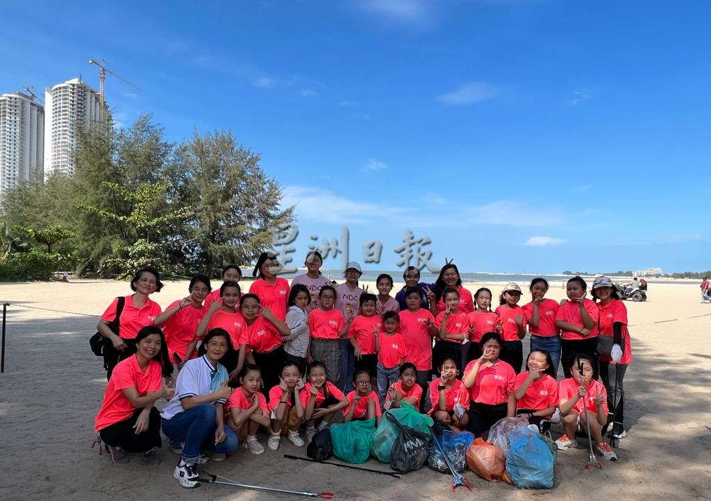 (古城版)圣母小学净滩活动