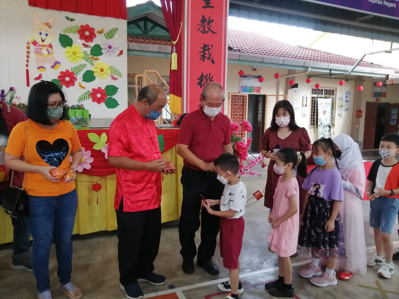 (古城版)巴淡芙露华小2023年新春大团拜