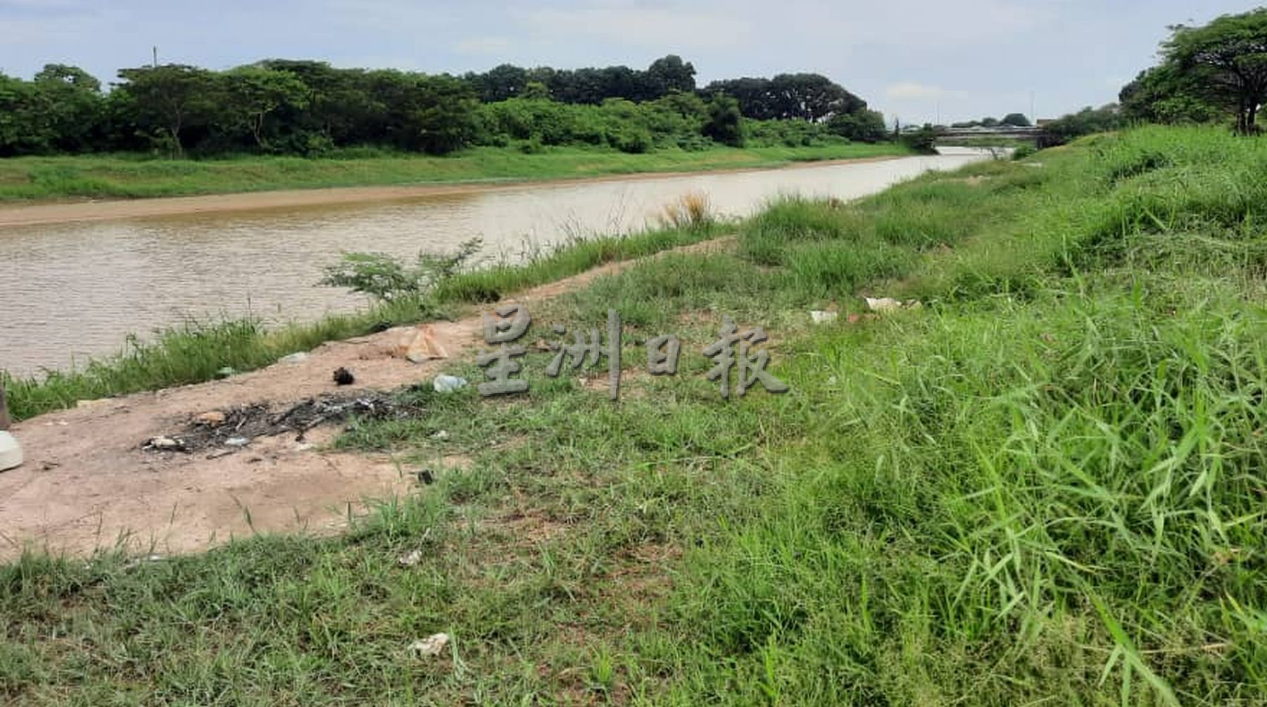 （古城第二版主文）荒废儿童游乐场，沦为毒虫吸毒酗酒之地