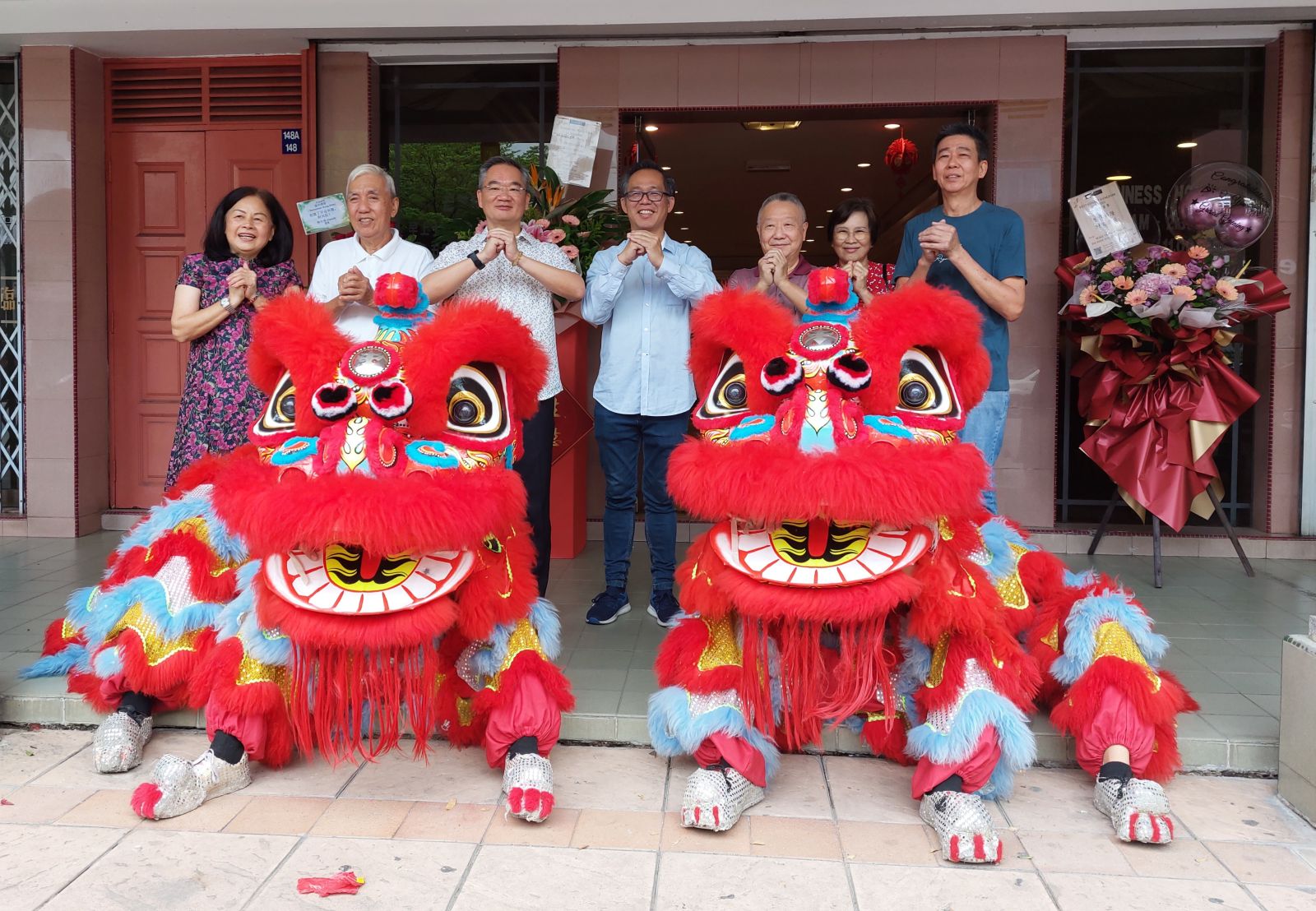 (古城第二版主文)马六甲拉也珑华酒家老字号重启,老员工老顾客再团聚