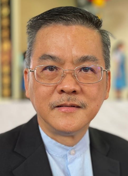 (古城第四版主文)育中书法墙增添校园文化气息