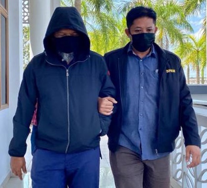 (大北马)一家清洁公司承包商涉嫌伪造文件取得工程招标今日认罪,罚款3万令吉。