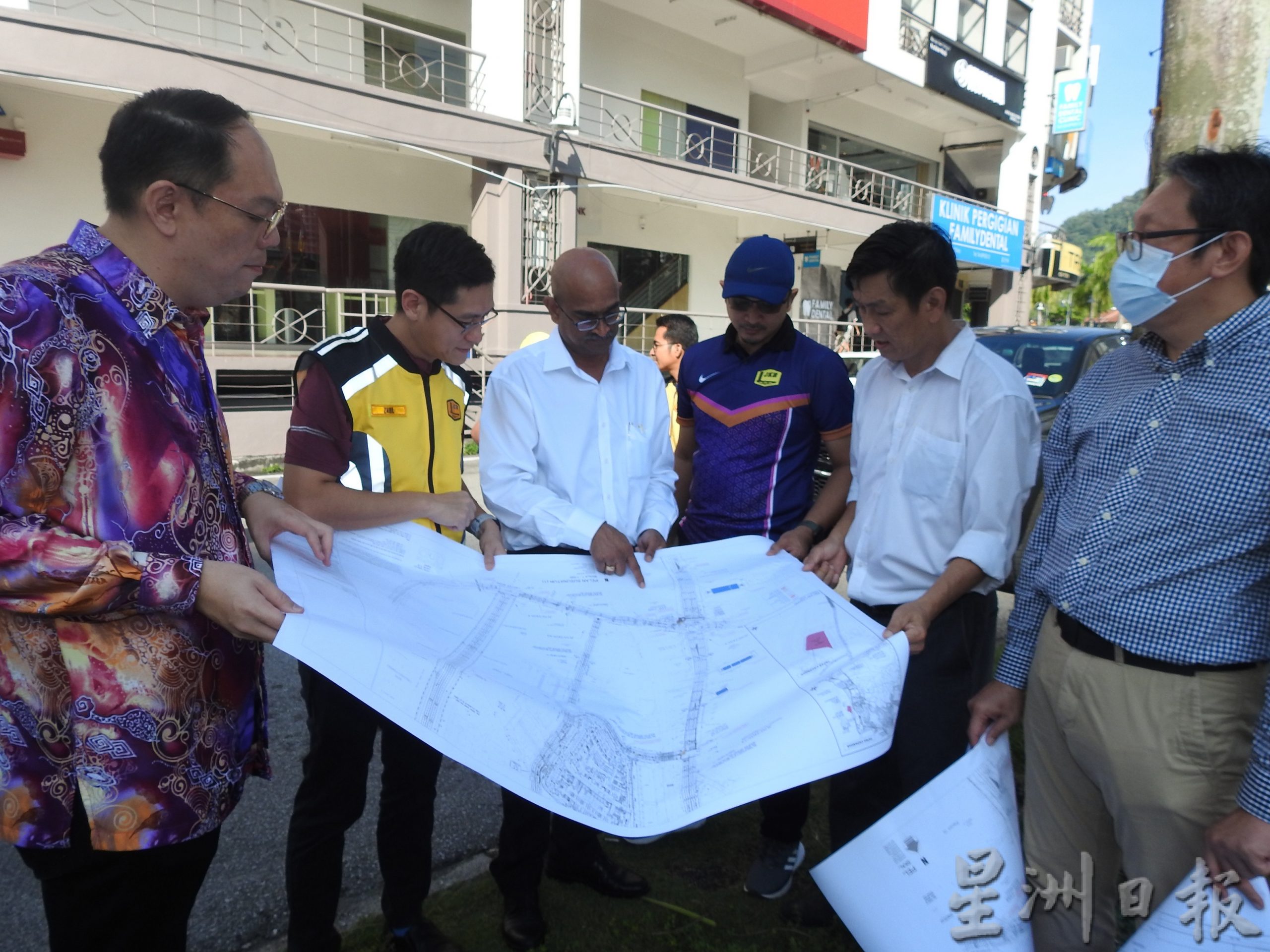 (大北马)丹绒道光路全槟最长最高行人天桥预期今年6月杪完工