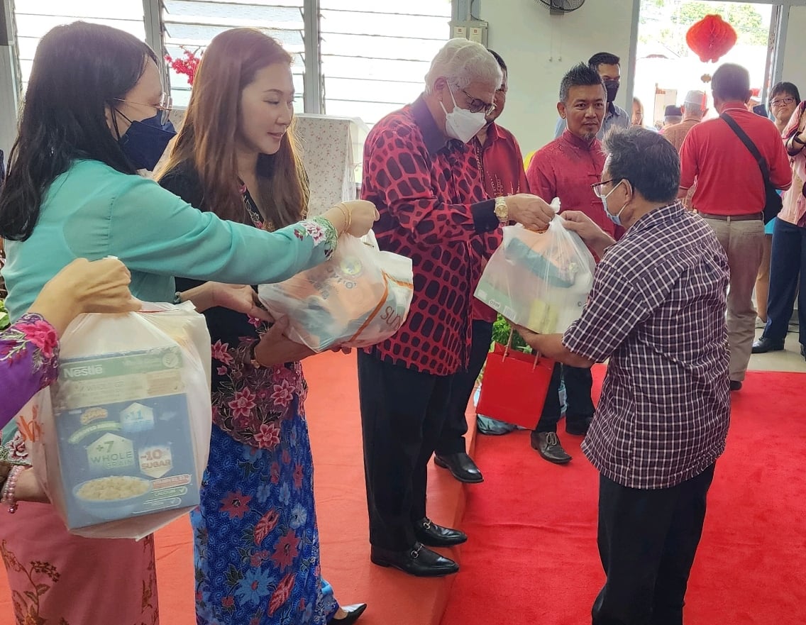 (大北马)州元首大驾光临 班台亚齐渔村喜气洋洋