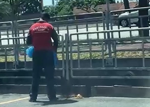 （大北马）扫枯叶及垃圾入沟渠，市厅发警告信及罚款500