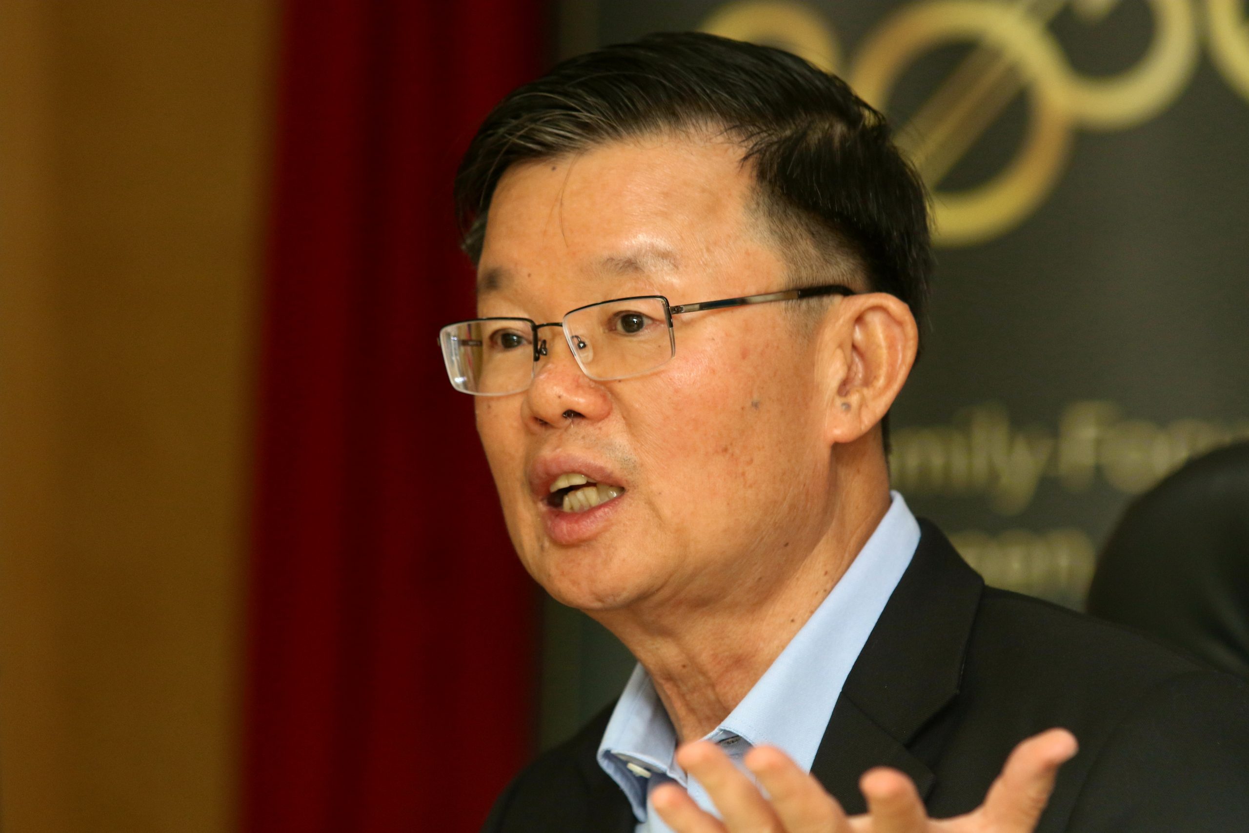 曹观友：3月州议会动议悬空4议席