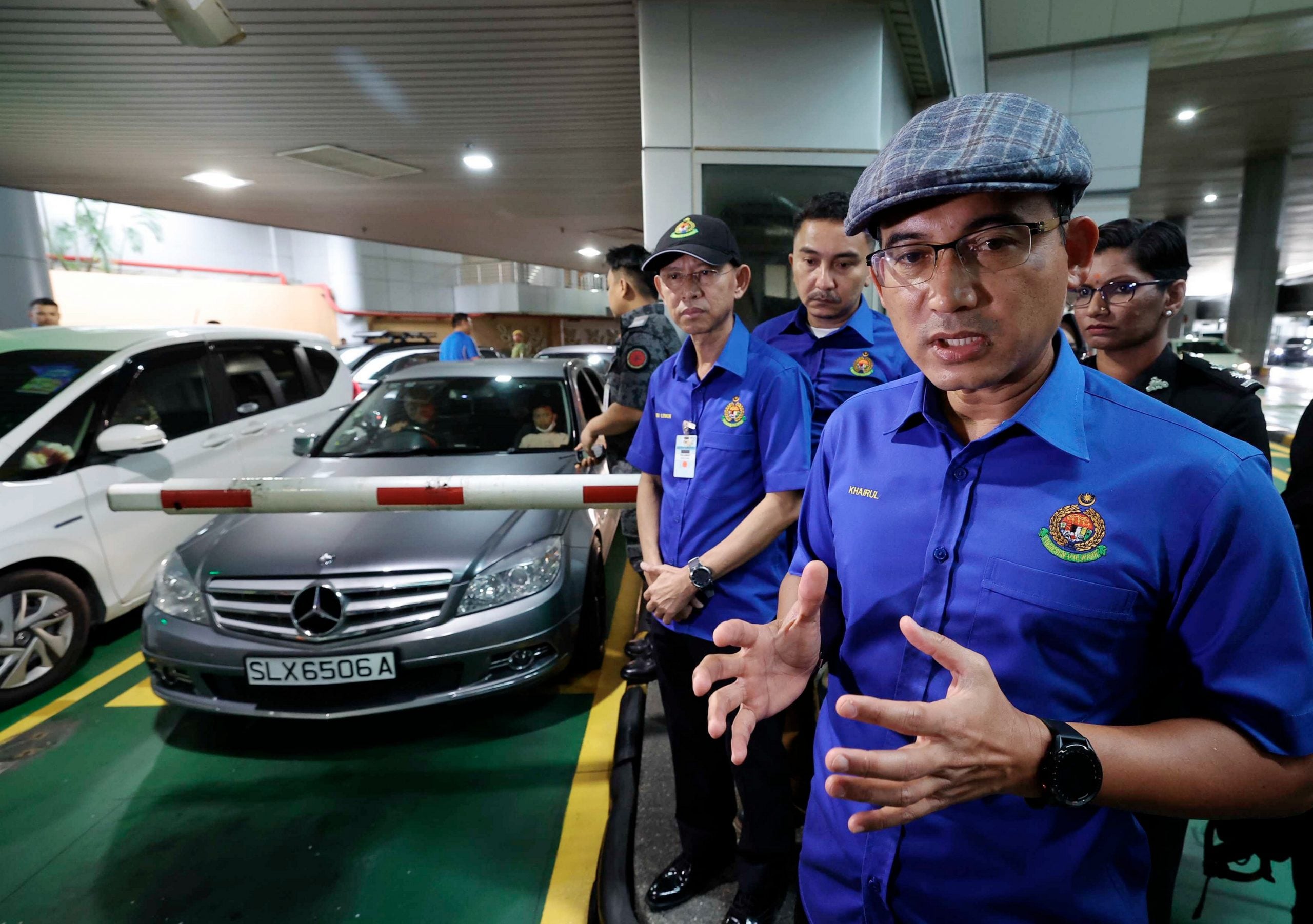 (已签发)全国:移民局总监:迅速反应小组奏效,柔2关卡拥堵情况舒缓